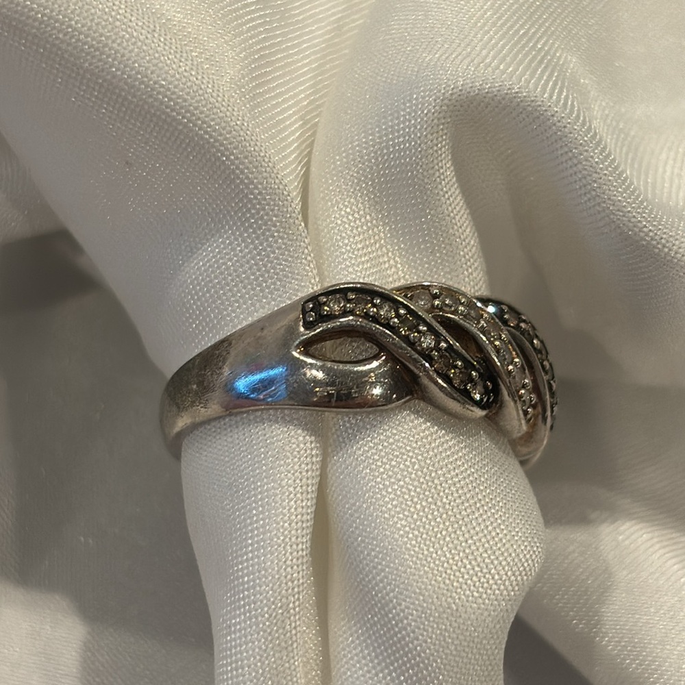 Affinity Silver (925) champagne and white diamond twist band ring. - Picture 2 of 6